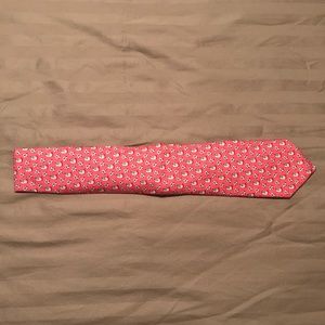 NWT Vineyard Vines Kentucky Derby Oaks Lilly Tie